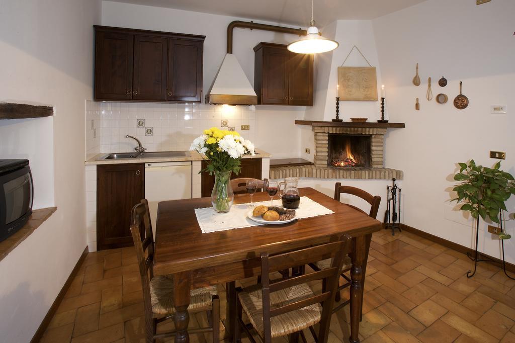 Brigolante Guest Apartments Ассизи Номер фото